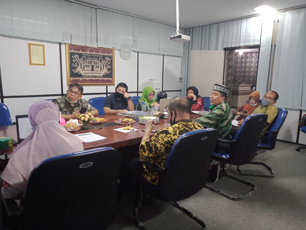 Rapat Penyusunan Buku Laporan Rektor Unila