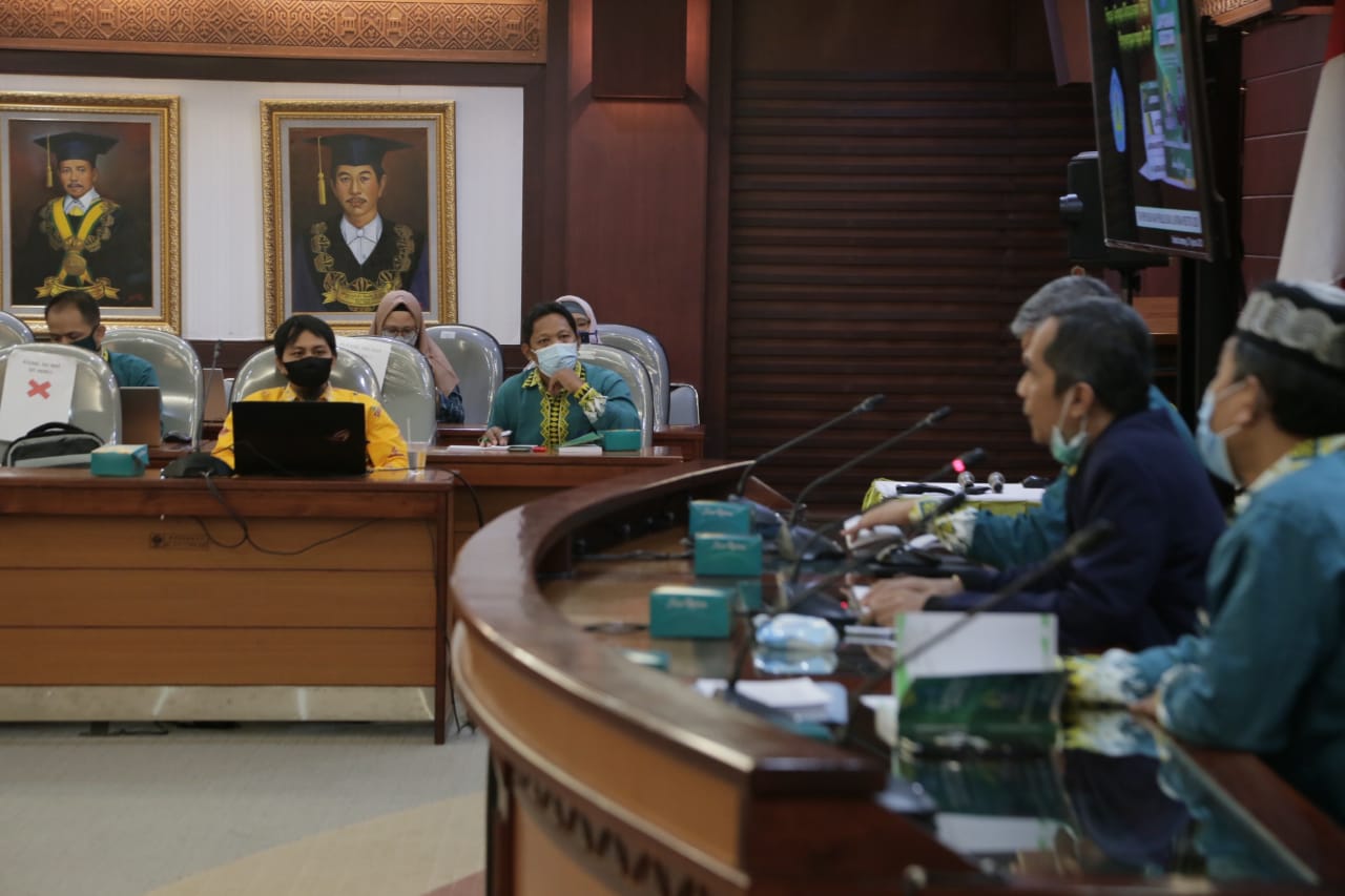 FGD Penyempurnaan Draf Laporan Rektor pada Dies Natalis Unila ke-55